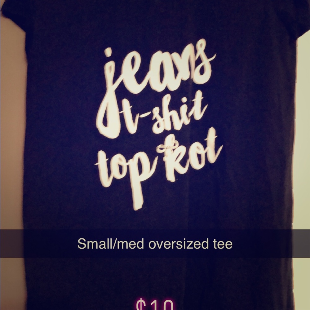 Oversized tee